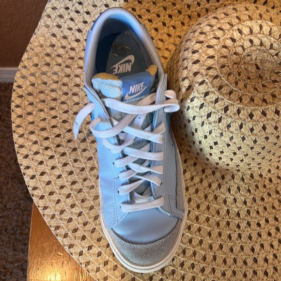 🔵NIKE SHOES - Picture 3 of 8